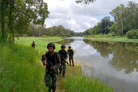 Uang Operasional TNI Di Papua Naik Pengamat Kesejahteraan Meningkat