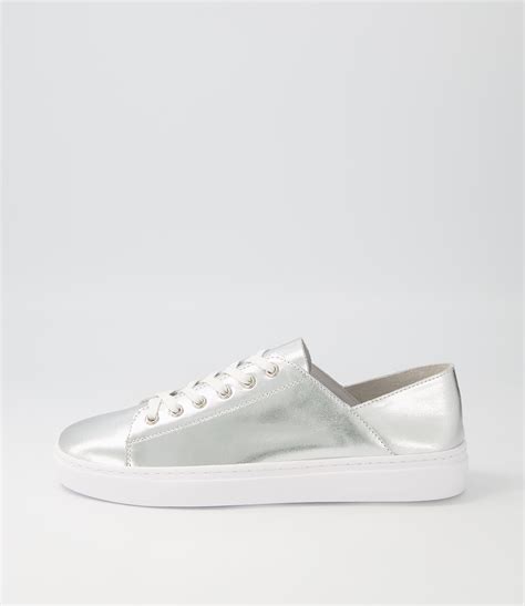 Oskher Fuchsia Metallic Leather Sneakers By Mollini Shop Online At