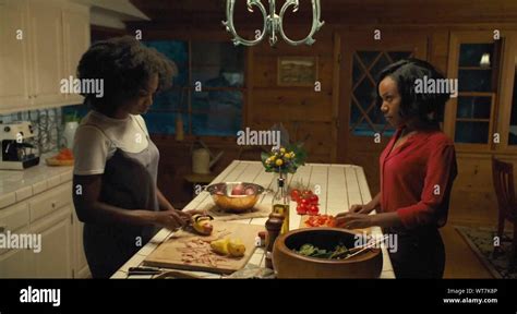 THE WEEKEND, from left: Sasheer Zamata, DeWanda Wise, 2018. © Lionsgate ...