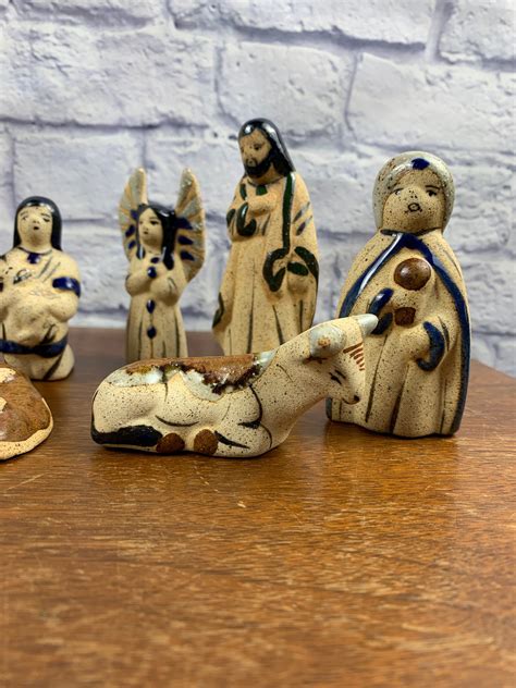 Vintage Mexican Sandstone Pottery Nativity Figurines Set Of 11 Blue And