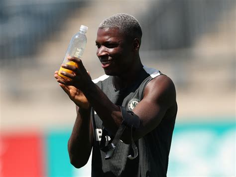 Moisés Caicedo integra el top 5 del ranking de mejores jugadores del