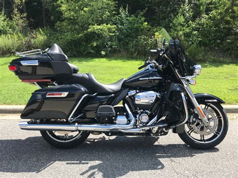 2020 Electra Glide Ultra Limited Hooligan Harley Davidson®