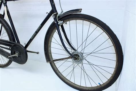 1954 Raleigh Sports 3 Speed Bicycle Black Frugal Average Bicyclist