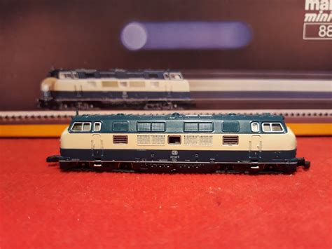 Märklin Miniclub Spur Z 8821 BR 221 120 9 V200 Diesel Lokomotive