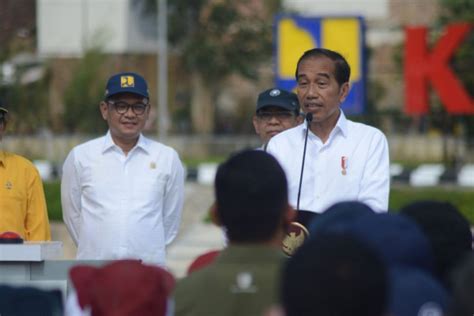 Jokowi Resmikan Kolam Retensi Andir Di Kabupaten Bandung