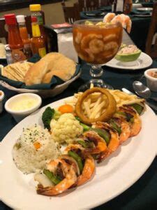 Descubre LosMejores Buffets De Mariscos En Monterrey Una Experiencia