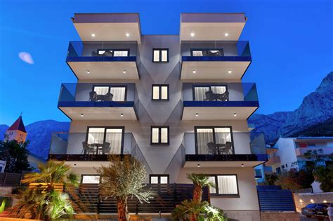 Apartmani Amare Promajna Promajna Tours