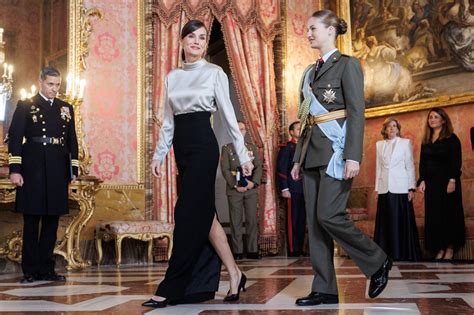 Queen Letizia Stuns In Ultra Trendy Shoes And Must See Cropped Jacket