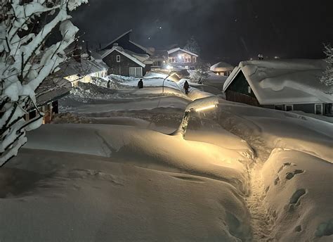 Mongolias Largest Snowfall Since 1975 Gulmarg Looks Like Antarctica