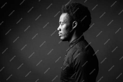 Premium Photo Black And White Portrait Of Handsome African Man