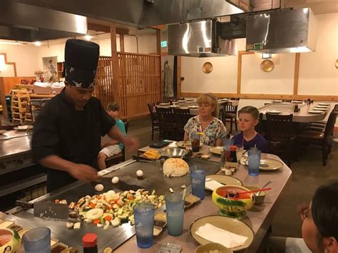 Japanese Hibachi Table Restaurant Teppanyaki Grill How To Cook Zucchini Cookeryaki How