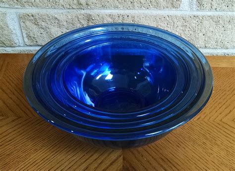 Pyrex Blue Nesting Bowls Mixing Bowls Set Of 3 325 323 Etsy Mixing