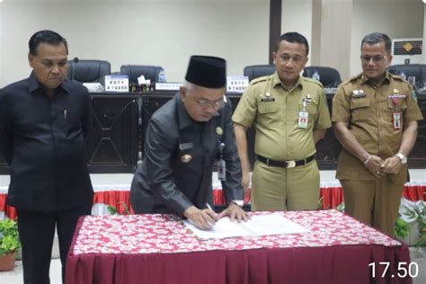 Rapat Paripurna Dprd Paluta Pengambilan Keputusan Dan Persetujuan