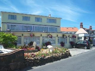 All About The Famous Places: Guernsey Hotels Tourism