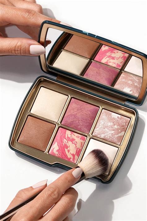 Hourglass Ambient Lighting Edit Unlocked Palettes The Beauty