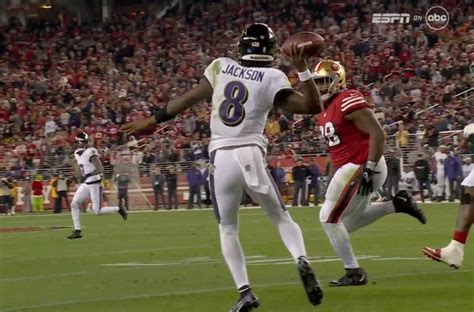 Video Ridiculous Lamar Jackson Throw Vs 49ers Is Going Viral The Spun