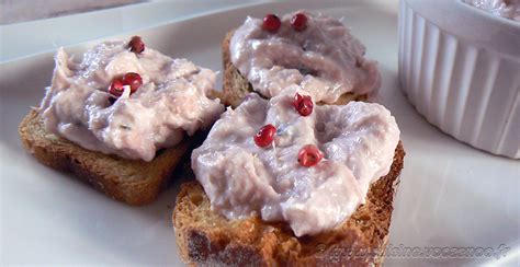 Rillettes De Saumon Frais Et Ses Baies Roses Une Cuisine Pour Voozenoo