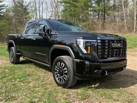 2024 Gmc Sierra 2500 Denali Ultimate は壮大な Atv 運搬車です Jp Newss