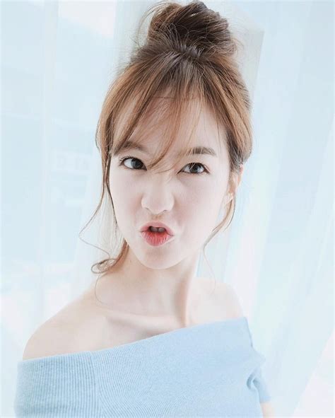 4 công thức làm đẹp bảo bối tạo nên vẻ xinh đẹp rạng ngời của hot girl Thái