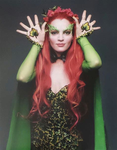 Pin By Fã Clube Batbase On Batman Schumacher Movies Poison Ivy Uma