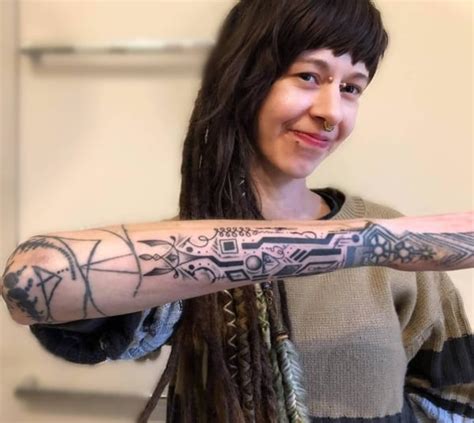 Tatuagem Cyberpunk 30 Ideias INCRÍVEIS para fazer