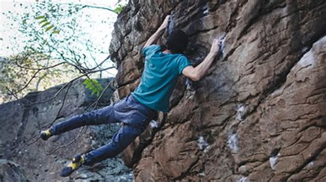 Trying Outdoor Bouldering After 2 Years Of Indoor Bouldering Youtube