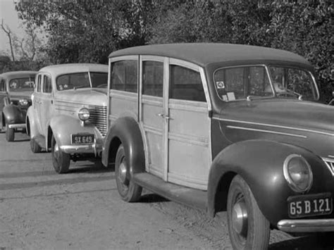 Imcdb Org Ford V De Luxe Station Wagon A In Air Raid