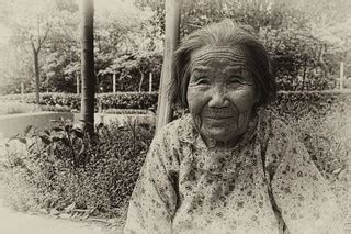 Old China | I found this woman outside the train station in … | Flickr