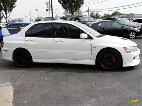 Wicked White Mitsubishi Lancer Evolution Ix Photo