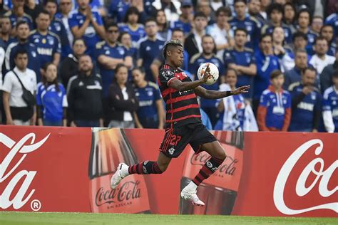 SAIBA ONDE ASSISTIR HORÁRIO E POSSÍVEIS ESCALAÇÕES DE FLAMENGO X