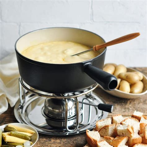 Guía para hacer fondue en casa como un auténtico suizo Andreu Gastro