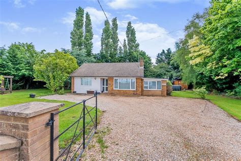 3 Bed Detached Bungalow For Sale In Main Road Three Holes Wisbech