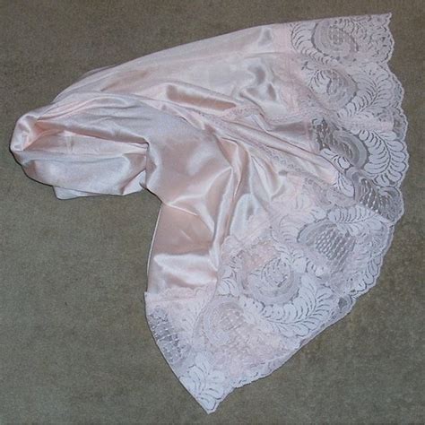 Pattys Pink Applause Half Slip Silkenlace