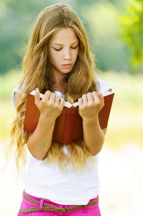 500 Girl Red Book Free Stock Photos Stockfreeimages