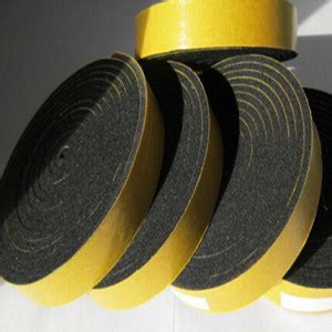 Лента EPDM (ЕПДМ) уплотнительная самоклеющаяся 130кг\м3, 5мм*20мм*10м.п ...