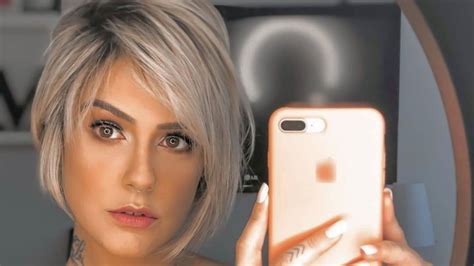 15 Short Asymmetrical Hairstyles For A Bold Feminine Vibe