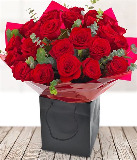 Flower Delivery Roses Online