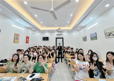 anh khoa  hschool