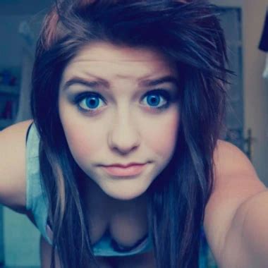 Ein Date Mit Einer Mitsch Lerin In Kleid Und Str Mpfen Endete Mit Leidenschaftlichem Sex Mit