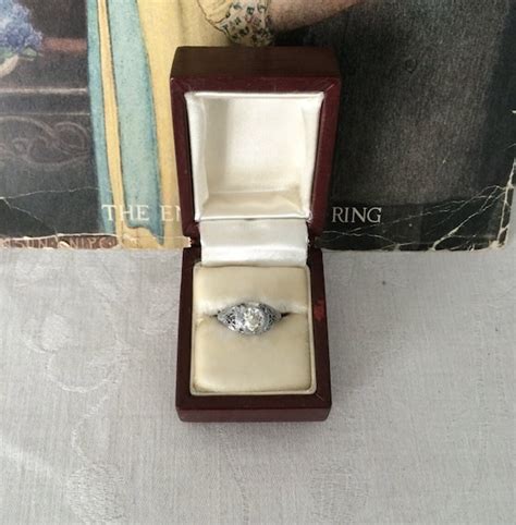 Vintage Ring Box 1950s Gem