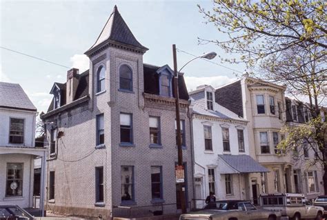 The Architecture of Old Allentown, Pennsylvania in 1978 Through these Fabulous Vintage Photos