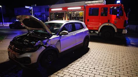 Autofahrer Fl Chtet Nach Unfall In Bad W Rishofen