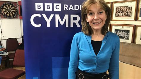 BBC Radio Cymru Y Talwrn Caerelli V Tir Iarll