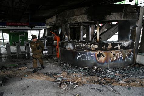 Así quedó el metro de Chile tras los destrozos en la red más moderna de América Latina Infobae