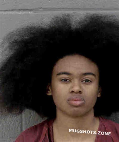 CURRY KALIANA JAYCE 05 17 2021 Mecklenburg County Mugshots Zone