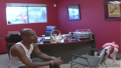 First Time Huge Cock Search XVIDEOS