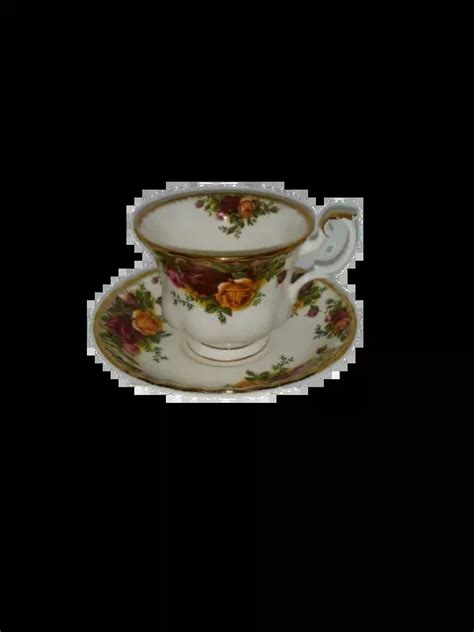 Old Country Roses Royal Albert Bone China Made In England Teacup Saucer