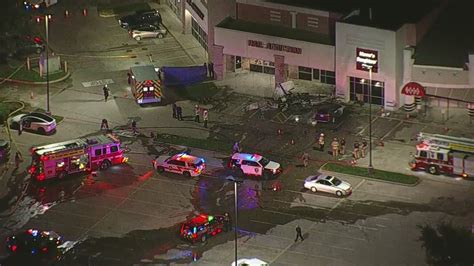 Plano plane crash: Pilot killed in fiery crash at shopping center parking lot | FOX 4 Dallas ...