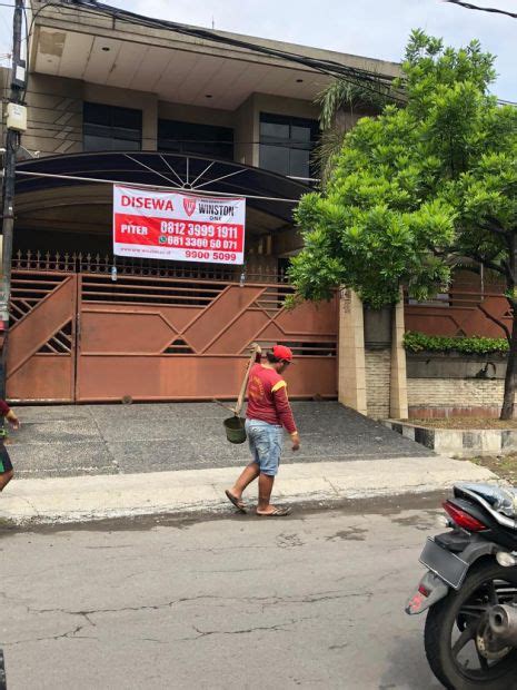 Rumah Raya Dharmahusada Indah Surabaya