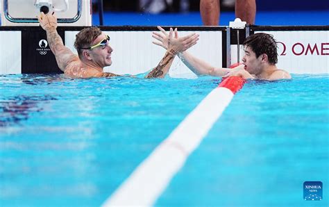 Chinês Pan Zhanle bate recorde mundial e conquista ouro nos 100m livre